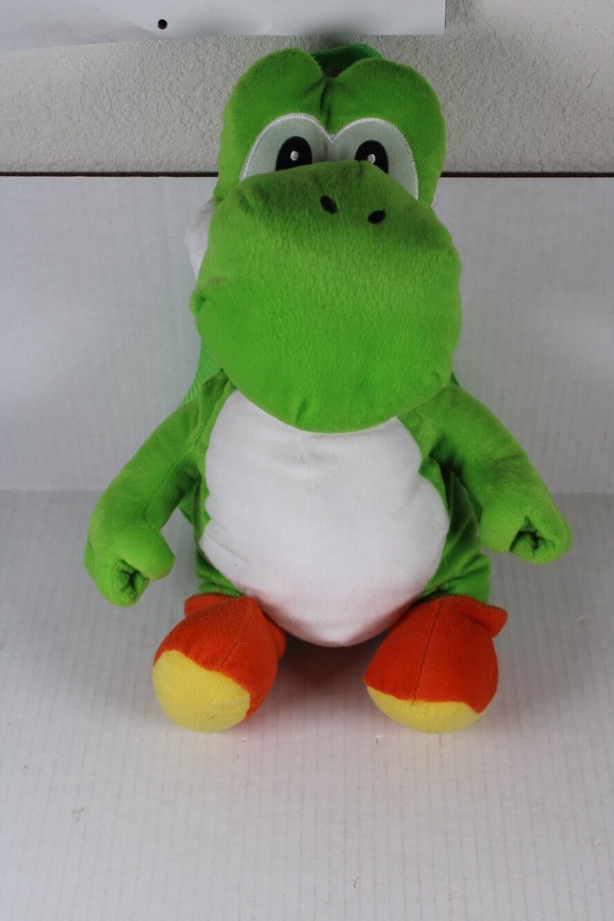 Nintendo Super Mario Bros 16” Yoshi Plush Backpack Coin Pouch Bioworld NEW